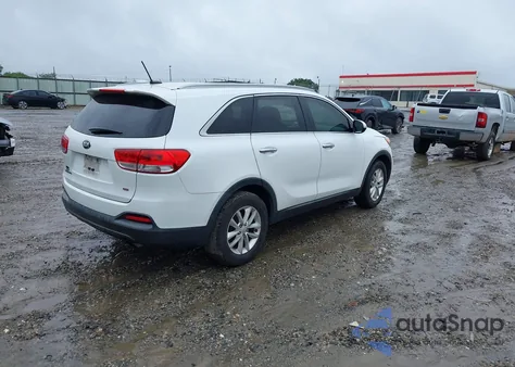 2016 Kia Sorento 2.4L Lx z USA, uszkodzony, nr VIN 5XYPG4A32GG168432